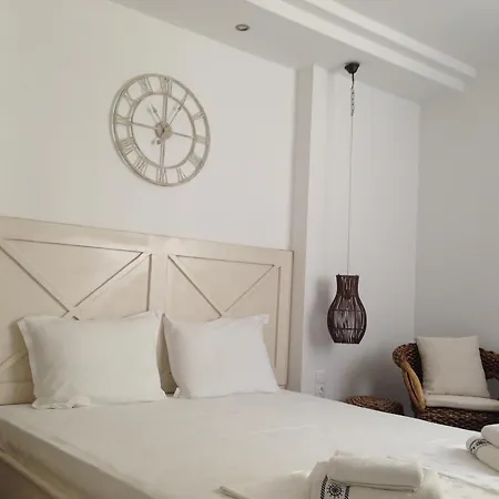 瓦尔纳精品客房旅馆 2* 瓦爾納